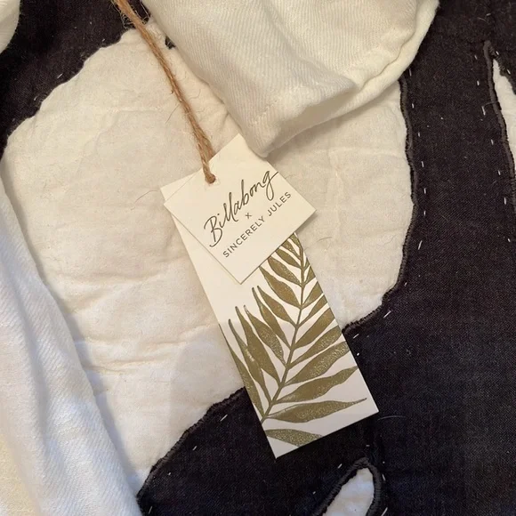 Billabong x Sincerely Jules Lovers Wish Dress - Picture 4 of 6